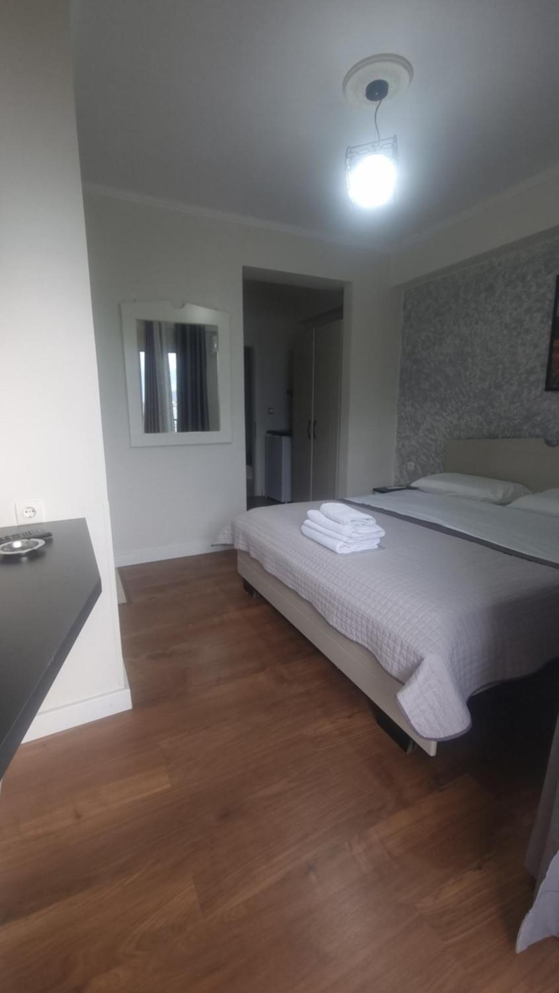 Hotel Klironomi Saranda Extérieur photo