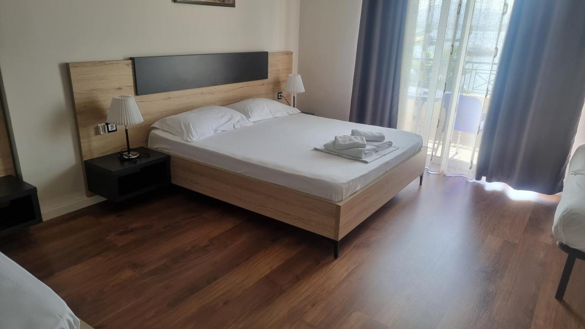 Hotel Klironomi Saranda Extérieur photo